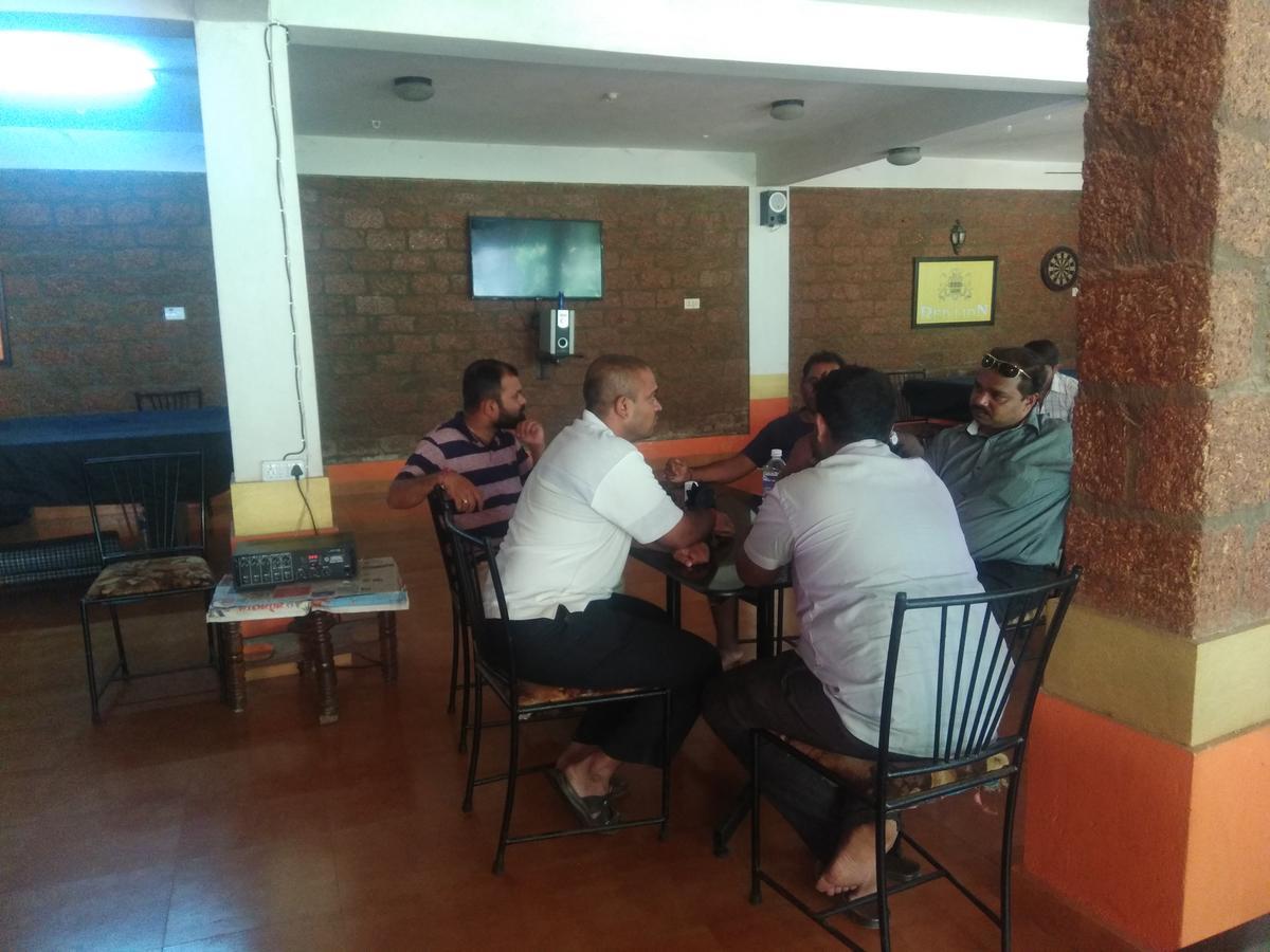 Red Lion Hotel Calangute Dış mekan fotoğraf